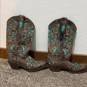 Turquoise and Brown Embroidered Heeled Boots